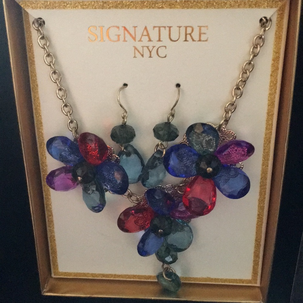 Fun Signature Necklace & Earrings Multi Color Set